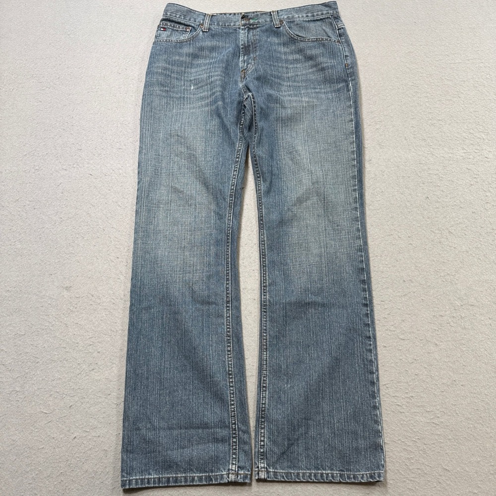 Tommy Hilfiger Jeans Men's 32x32 Blue Denim Straight Leg High Rise Medium Wash